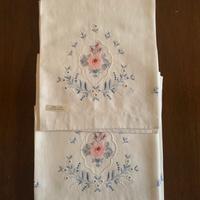 Set asciugamani in lino vintage