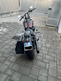 Harley-Davidson Softail Blackline - 2011