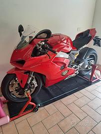 Ducati Panigale V4 condizioni uniche