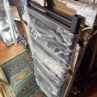 Termosifone da muro bagno nuovo mai montato