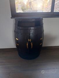 Cantina in legno di botte