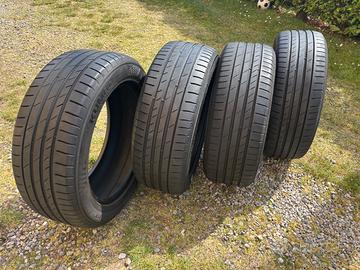 Pneumatici KUMHO  235/55 R19