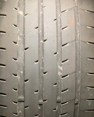 Gomme 225/55/19  99v