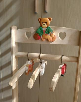 Appendiabiti da cameretta