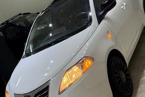 Lancia Ypsilon 1.2 69 CV 5 porte Elefantino rosa l