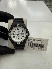 Orologio Casio MRW-200H-7BVDF - Sportivo Bianco/Ne