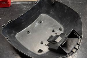 GUSCIO INFERIORE BAULETTO HONDA SH 125 150 300