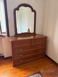 cassettiera con specchio