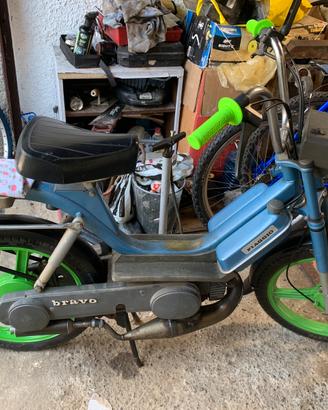Piaggio bravo