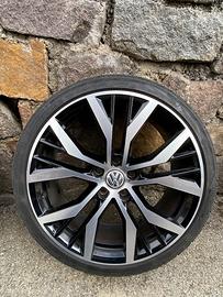 CERCHI VOLKSWAGEN 19'' ORIGINALI + GOMME UNIROYAL