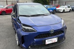 Toyota Yaris Cross 1.5 Hybrid SINISTRATA