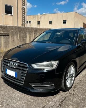 Audi A3 Sportback 1.6 TDI Ambition (105CV)  2013
