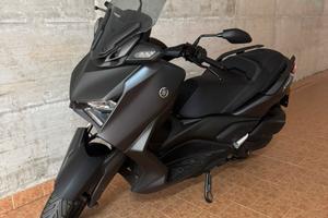 YAMAHA X MAX 300 Sonic grey