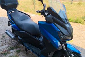 Yamaha xmax 250
