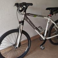 Mountain bike Trek