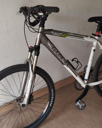 Mountain bike Trek