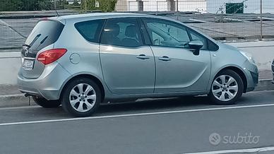 Opel Meriva B 1.4 benzina/gpl con motore fuso 