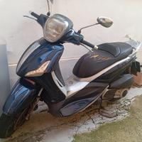 Piaggio Beverly 300 