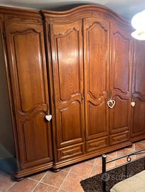 Camera da letto in legno massello