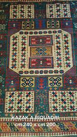 tappeto kazak a riquadri 