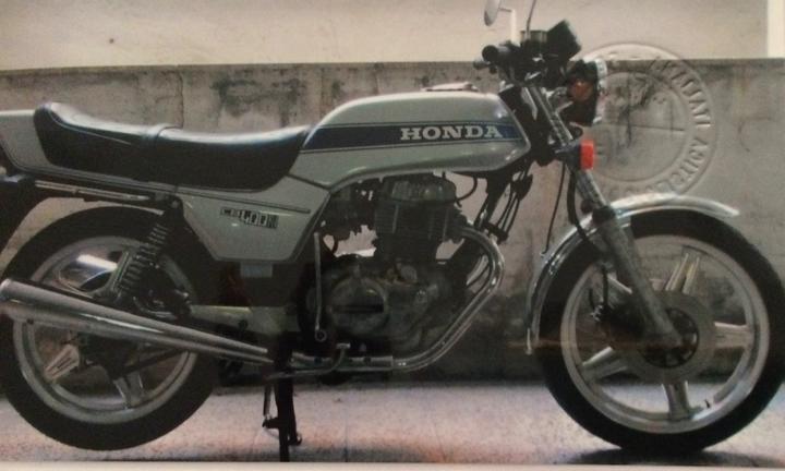 Honda CB 400 - 1979