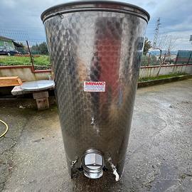 Botte 1000L + torchio idraulico + pigiatrice