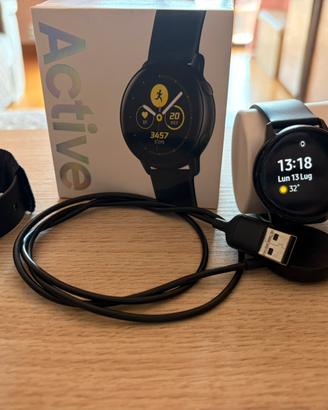 Samsung Galaxy Watch Active 40 mm SM-R500 completo