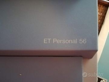 Macchina da scrivere elettronica Olivetti