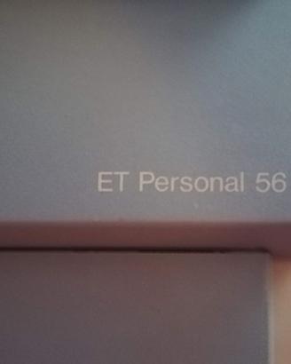 Macchina da scrivere elettronica Olivetti