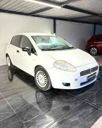 Fiat Grande Punto 1.3 MJT 75 CV 5 porte Dynamic