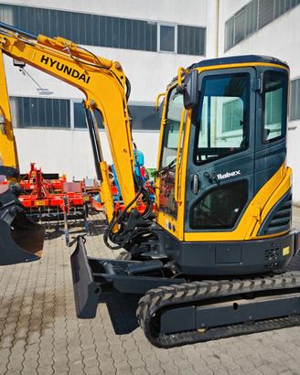 ESCAVATORE HYUNDAI ROBEX 30 Z-9 AK
