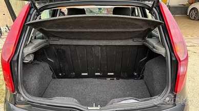 Fiat Punto - ideale per NEOPATENTATI