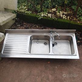 Lavabo 2 fori in acciaio inox con tappi e miscelat