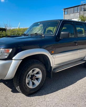 Nissan Patrol Y61 GR 3.0 Td Di Luxury Wagon