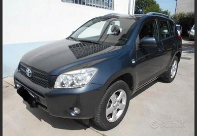 TOYOTA RAV 4 2.2 D-4D 136CV LUXURY