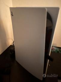 PS5 modelllo con lettore