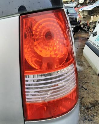 KIA PICANTO 2004 - STOP POSTERIORE DESTRO