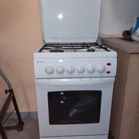 cucina a gas con forno elettrico
