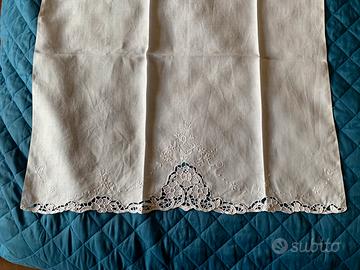 Asciugamano in lino vintage