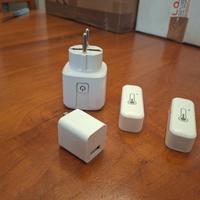 kit domotica wifi, adattatori e sensori Tuya