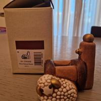 thun fontana con pecora presepe classico 