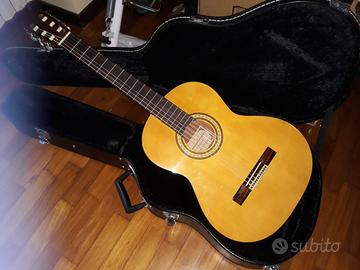 Chitarra classica per studio