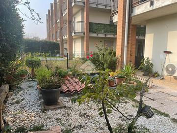 2 LOCALI A CARDANO AL CAMPO