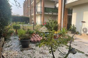 2 LOCALI A CARDANO AL CAMPO