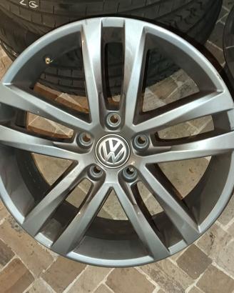 CERCHIO IN LEGA ORIGINALE DEL 17" GOLF 