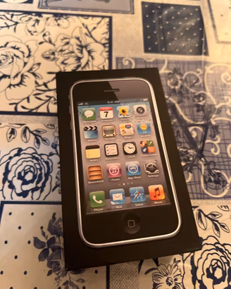 Iphone 3gs completo di scatola,libretto e ricevuta