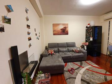 Divano poltronesofà con penisola 