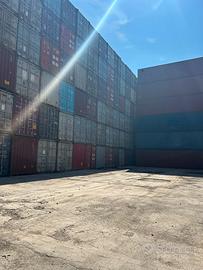 Vendita di container marittimi usati