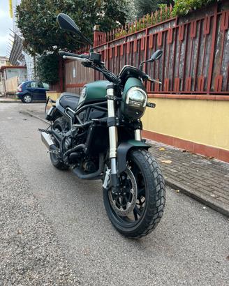 Benelli Leoncino 800 Km 4600 5000 con Borse