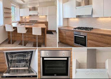 Cucina completa di elettrodomestici 